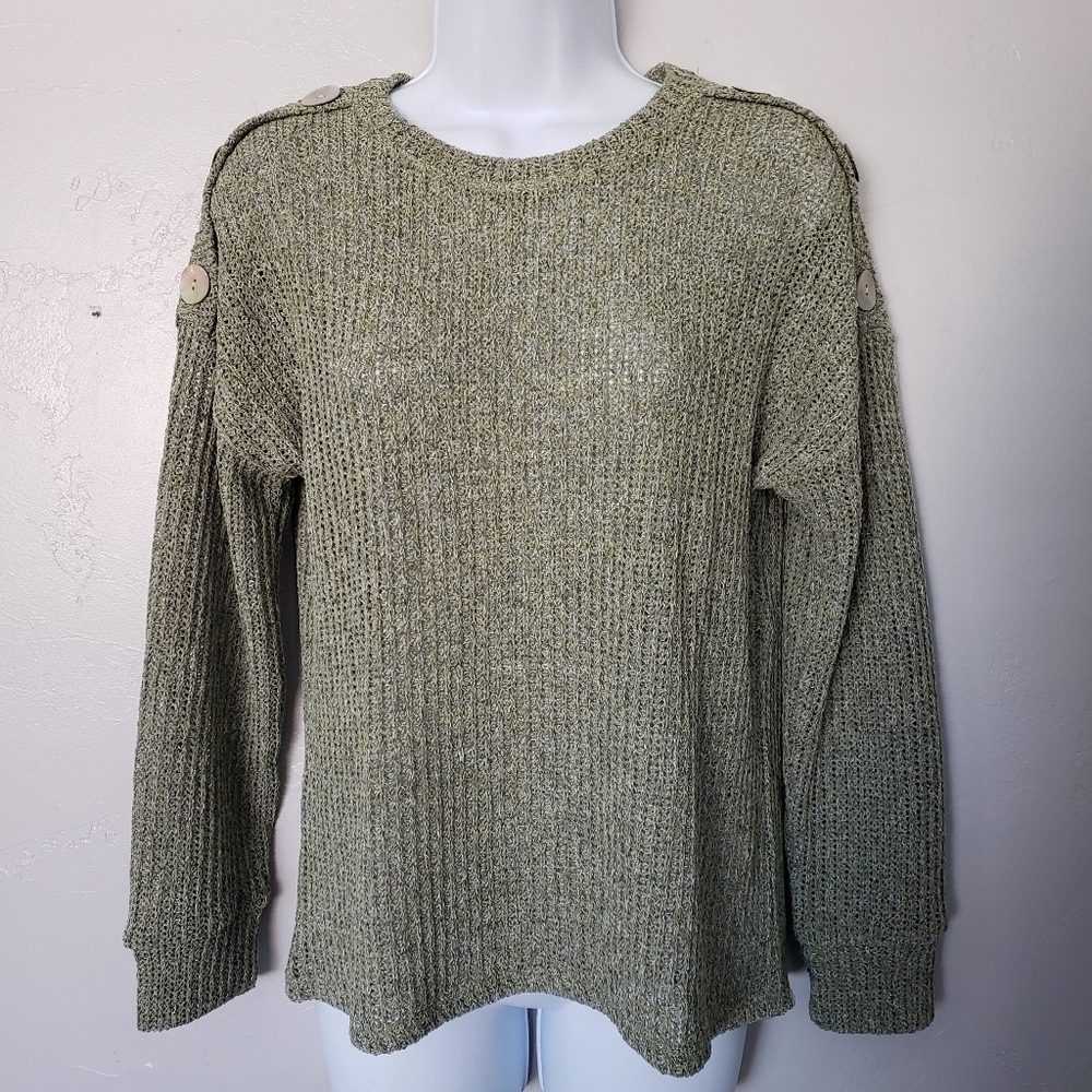 L.I.F.E. Small Green Long Sleeve Sweater Shell Button Accent Blouse Top Shirt